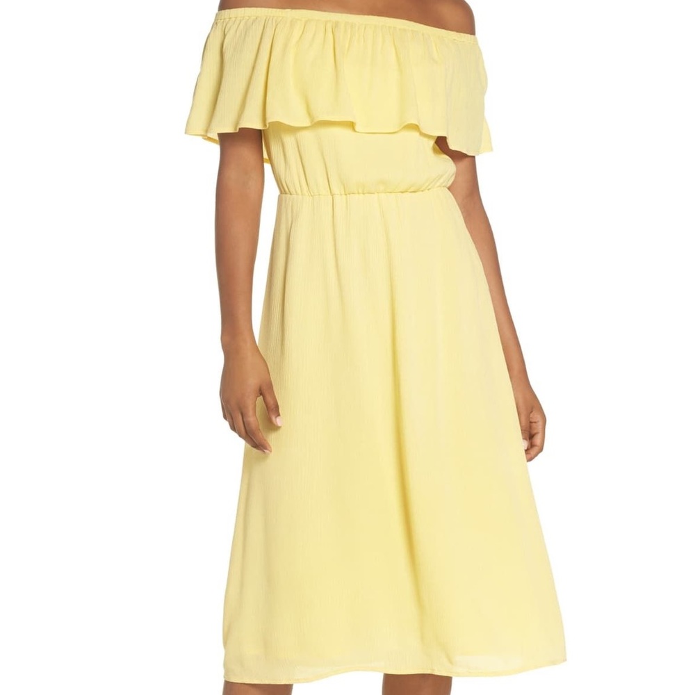 Charles Henry Off-Shoulder Dress - Picture 2 of 8